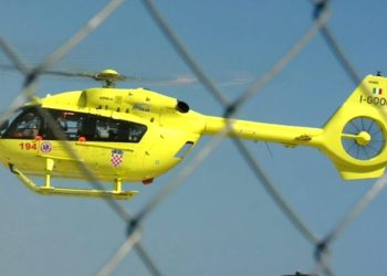 Užas na našem otoku: Poginula curica. Pala je s vodenog tobogana