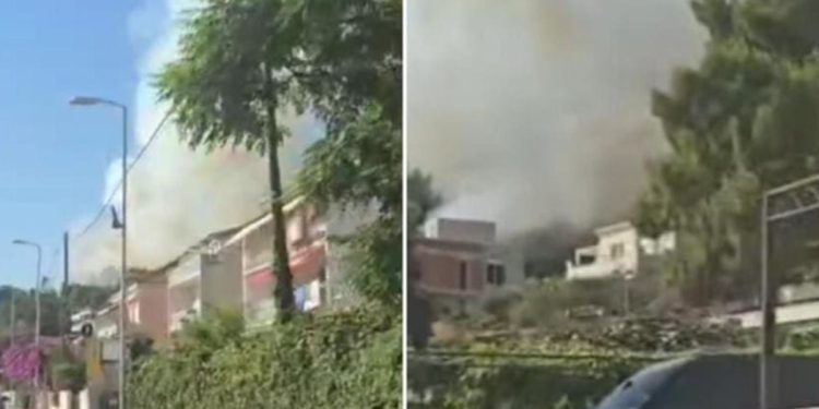 VELIKI POŽAR U PODSTRANI Vatra i gusti dim blizu kuća i vila, dignut kanader