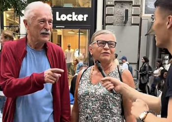 VIDEO Japanski tiktoker u Beču naletio na bračni par iz Brčkog, komunikacija je mnoge nasmijala