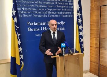 VIDEO Raguž pitao u Parlamentu: ‘Je li Elektroprivreda HZ HB financirala priključke privatnim investitorima solarnih elektrana