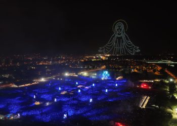 (VIDEO) U ovom trenutku pola milijuna ljudi je utihnulo