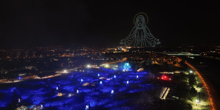 (VIDEO) U ovom trenutku pola milijuna ljudi je utihnulo