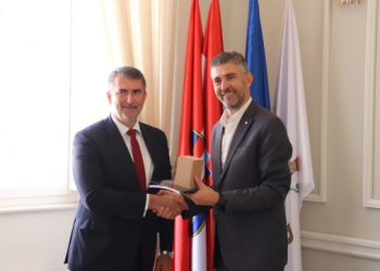 Veleposlanik Mađarske Csaba Demcsak sastao se s Frankovićem, evo o čemu su razgovarali