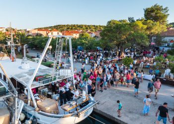Veliki uspjeh prvog izdanja Kukljiške ribarske večeri „Od jata do pijata“
