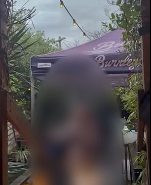 ‘Video vinski bar’ svi u Melbourneu razgovaraju: Footy zvijezda i žena uzvratili su se na Snarky snimke kako plamte kroz WhatsApp Group Chat