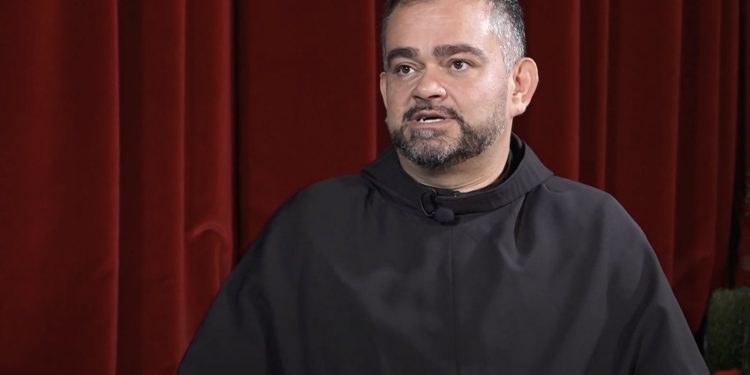 Vjernici staju u obranu fra Vladimira Vidovića: ‘Predivan svećenik, uz tebe smo’