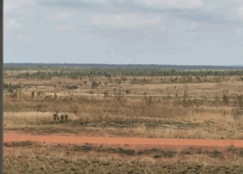 Vojska provodi prvu precizno štrajk raketni test u Australiji koristeći Himars