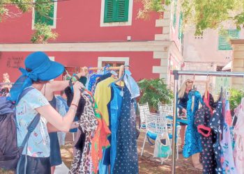 Vraćaju se buvljaci subotom, motivirani da ukažu na ljudski teror tekstilom