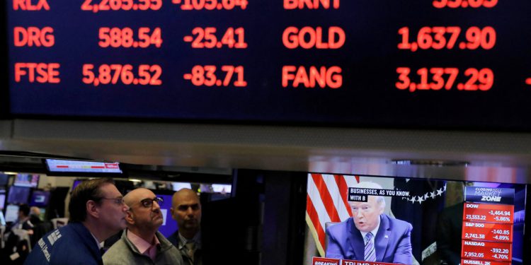 Wall Street na oprezu zbog Trumpovih carina