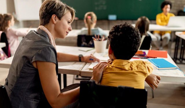 ZHŽ povećava broj asistenata u školama, ali većina i dalje bez punog radnog vremena