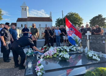 Zadarski – Prije 34 godine poginuo je Ivica Jurica prilikom oružanog napada na policijsku patrolu na dionici ceste Posedarje