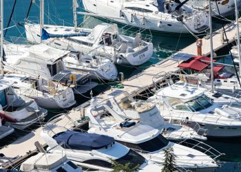 Zadarski – Stojanov: Marina u Dragama parking pretvorila u škver, a Laštro šuti! Bilaver: Ako nemaju uvjete