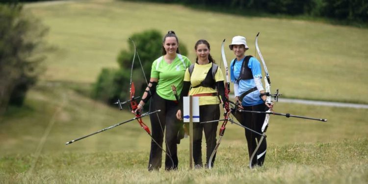 Zadarski streličari uspješni na turnirima u Sloveniji i Zaprešiću