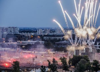 Zajedništvo bez divljanja: Thompsonov koncert protekao dostojanstveno i bez većih incidenata