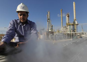 Zapadne majore koje se natječu za prava na naftu u Libiji – Bloomberg – RT Afrika