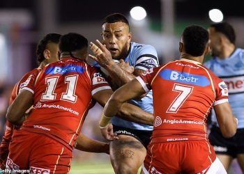 Zašto je NRL zvijezda Addin Fonua-Blake igrao samo nekoliko sati nakon obiteljskog sprovoda