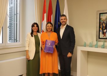 Zrinka Raguž uručila Odluku o financiranju projekta Park ‘n’ Ride