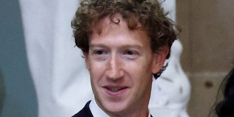 Zuckerberg na sudu zbog Cambridge Analytice: dioničari traže povrat 8 milijardi dolara