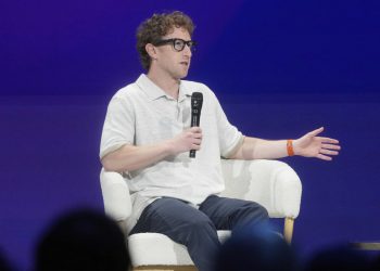 Zuckerberg otkriva novi ‘Laboratorij za superinteligenciju’ – RT World News