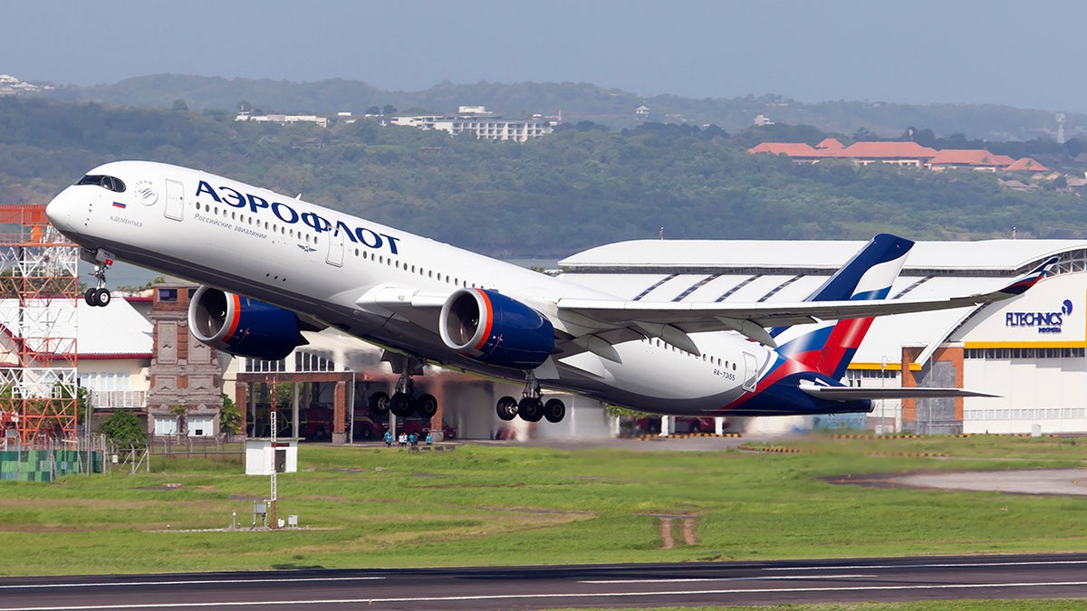 Aeroflot avion odlazi u Indoneziju