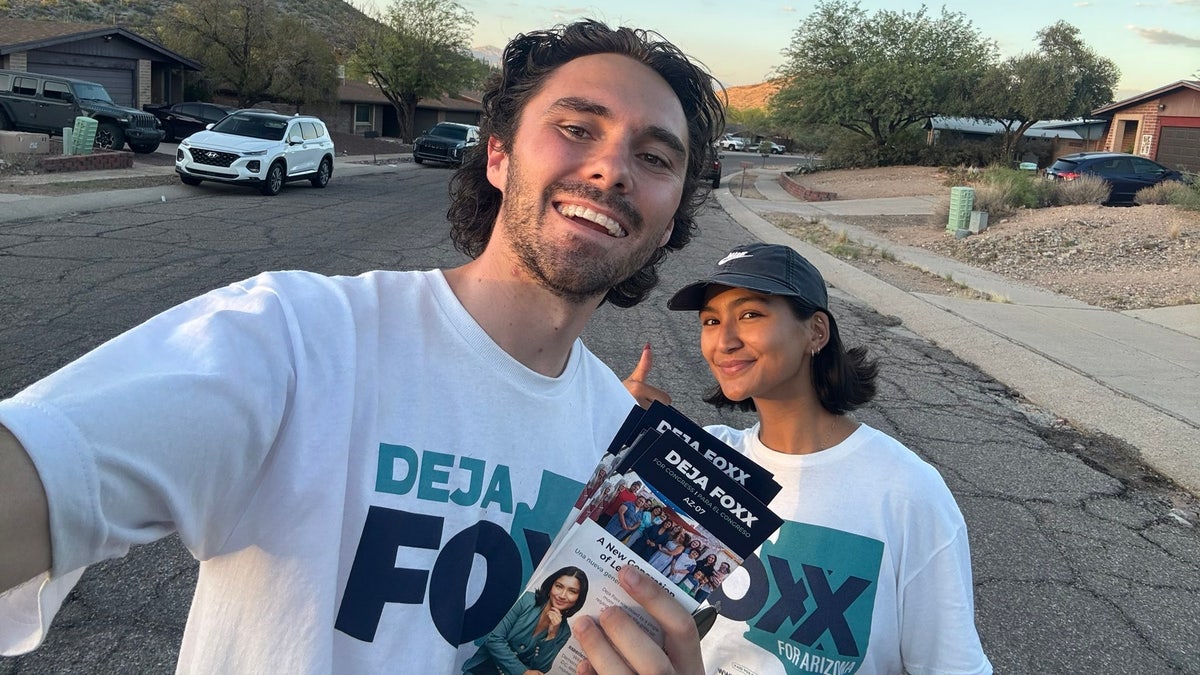 David Hogg s Dejom Foxx