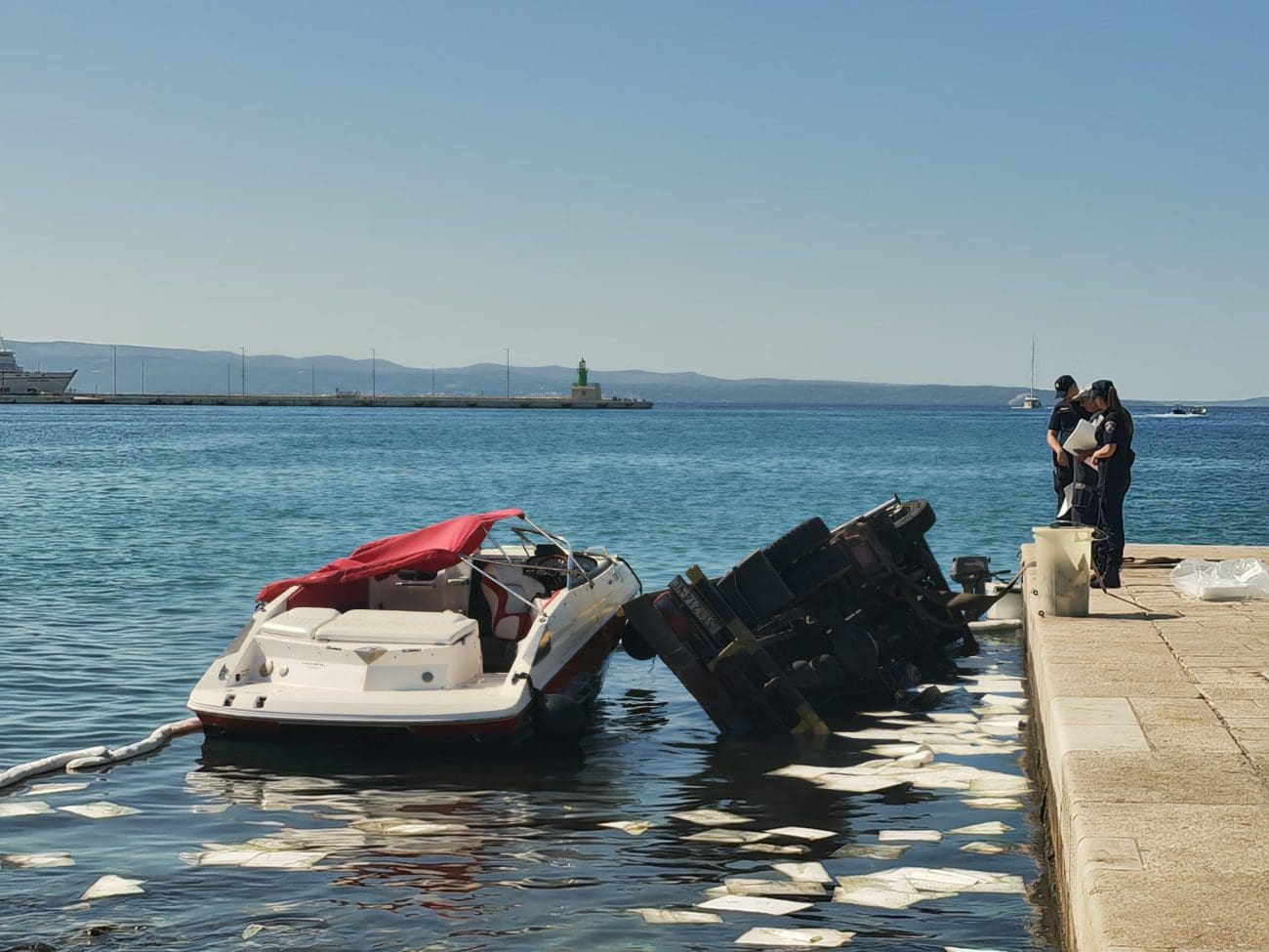 kamion sletio u more matejuska nn naslovnica  1