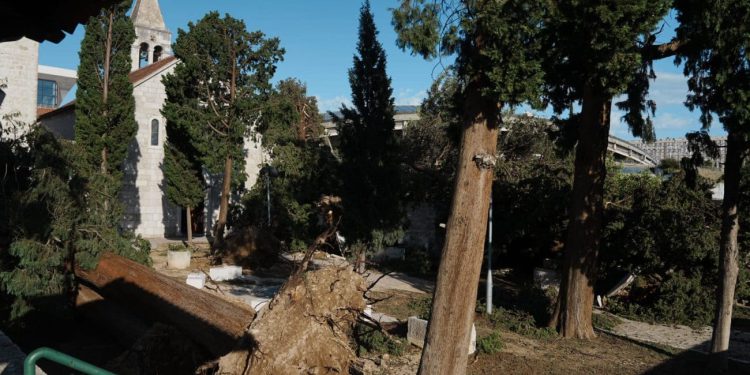 Grad Split produžio rok za prijavu šteta nastalih u olujnom nevremenu