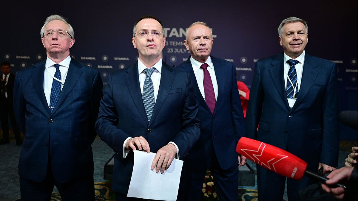 Ruska delegacija za mirovne pregovore u Ukrajini.