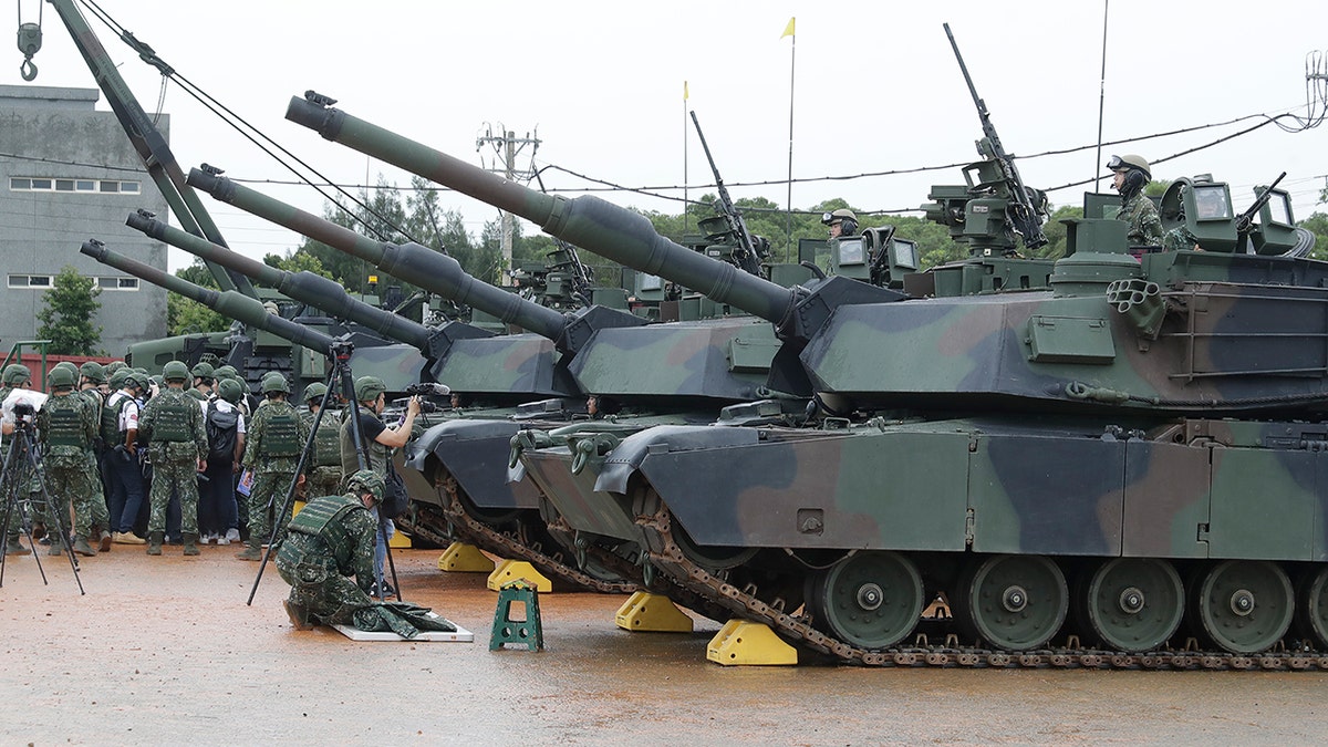 M1A2T Abrams Glavni bojni tenkovi