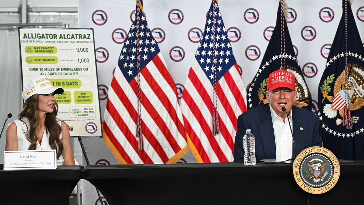 Trump i nazovite