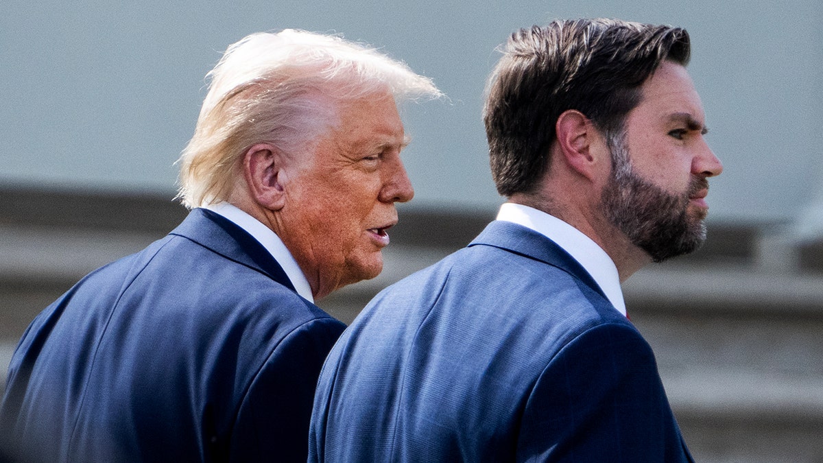 Predsjednik Donald Trump i potpredsjednik JD Vance