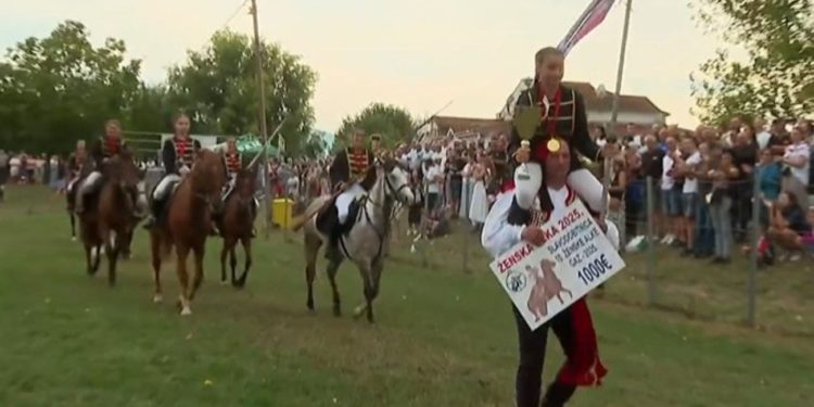 10. ŽENSKA ALKA Katarini je tek 14 godina i već je osvojila ovogodišnju Alku