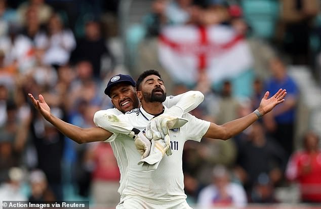 Engleska je započela dan potrebnim za 35 trčanja za pobjedu na početku dana, ali sjaj Mohammeda Siraja (Front) zaustavio je domaćine kako bi zapečatio nervoznu pobjedu u šest trčanja