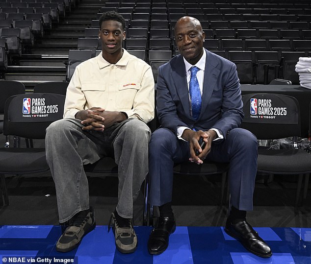 AJ -ov otac, Ace Dybantsa, razgovarao je s Daily Mailom o izboru svog sina da se pridruži Cougarima