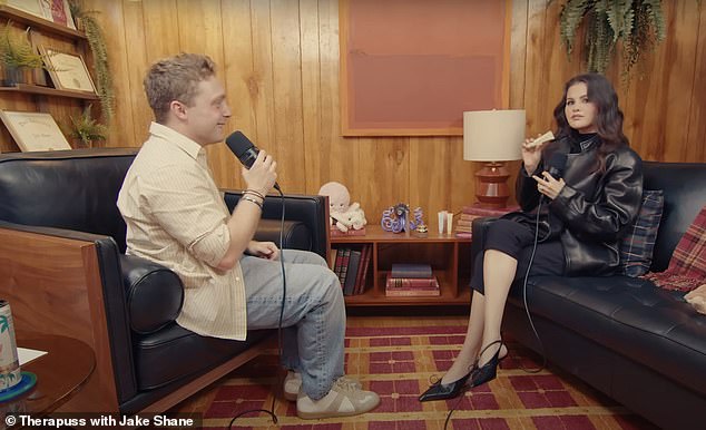 Podijelila je priču dok se pojavila u srijedu na podcast epizodi Therapussa s Jakeom Shaneom