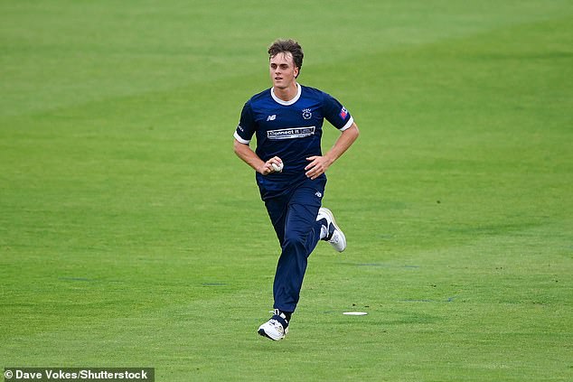 19-godišnji Eddie Jack nagrađen je prvim pozivom da se pridruži Engleskoj momčadi prošlog mjeseca