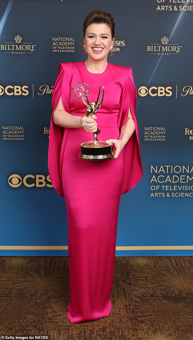 Unatoč obiteljskoj tragediji, Talk Show s osvajanjem Emmyja vratit će se u sezonu sedmu u rujnu; Clarkson prikazan u lipnju 2024