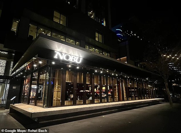 Zvijezda kriketa sretno bi sjedila na klupi u parku, završivši pizzu s cigaretom u ruci, umjesto da sjedi unutra i jela finu hranu u jelima poput Nobua u Melbourneu (na slici)