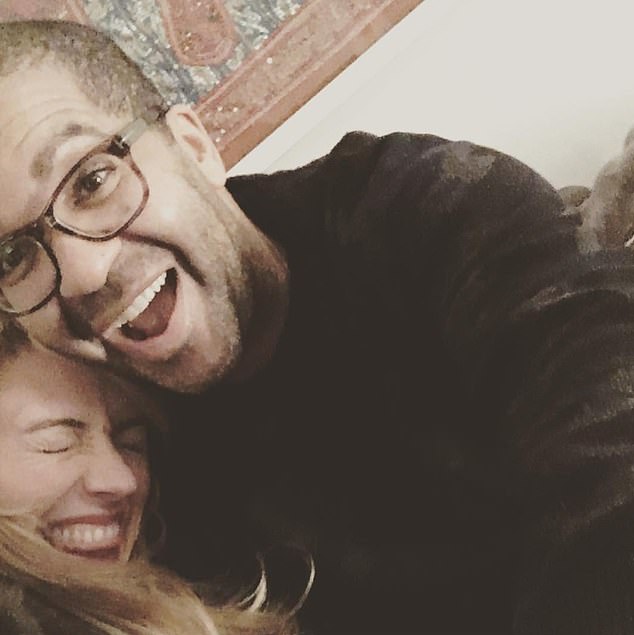 Na slici: Kat i Ben Skervin koji sebe opisuju kao 'slobodne slavne i modne frizera', a prema njegovoj osobnoj web stranici, prethodno su radili s Spice Girls