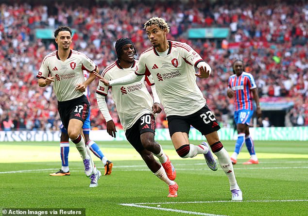 Rekao je hijerarhiji Newcastlea o svojoj želji da se pridruži prvacima Premier lige Liverpool