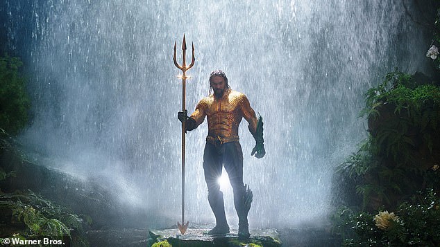 Nakon što je preživio putovanje, Momoa je započeo oživljavanje karijere njegovom ikoničnom ulogom na Game of Thrones. Slijedio ga je igranjem Aquamana u više filmova, kao i glumi u seriji Dune i Fast and Furious; Još uvijek iz Aquamana (2018)