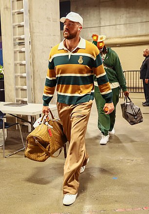 Boje su se podudarale s Swiftovim 12. albumom - The Life of Showgirl - najavljeno ovog tjedna