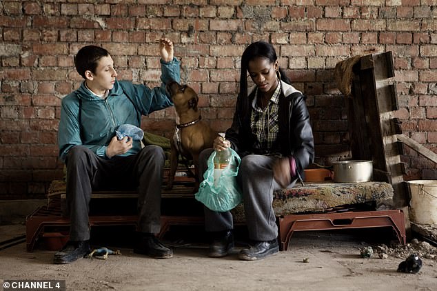 Giacomo (L) prikazan kao dragulj u nagrađivanoj Netflix seriji Top Boy sa zvijezdom i Marvelovom glumicom Letitia Wright (R)