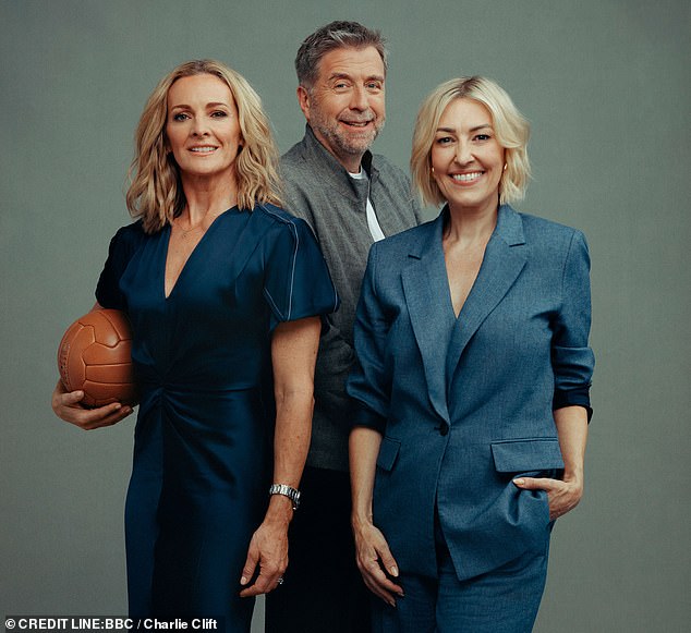 Chapman, Gabby Logan (lijevo) i Kelly Cates (desno) nacrtani su kako bi zamijenili Gary Lineker