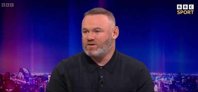 Wayne Rooney okreće ruku na TV rad i bio je to nervozan početak u subotu navečer