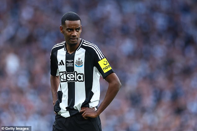 Isak odbija igrati za Newcastle United usred tekućih veza do prvaka Premier lige Liverpool