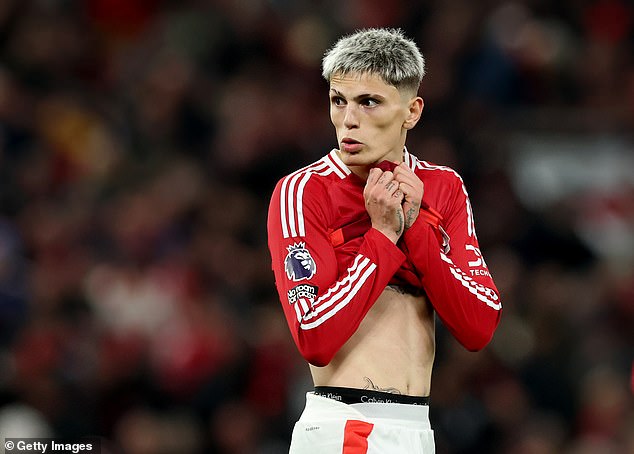 U međuvremenu Chelsea također radi na dogovoru kako bi doveo Man United Outcast Alejandro Garnacho