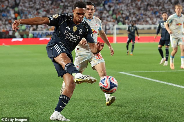 Real Madrid platio je 10 milijuna funti samo da bi na vrijeme dobio Trent Alexander-Arnold za klupski Svjetski kup