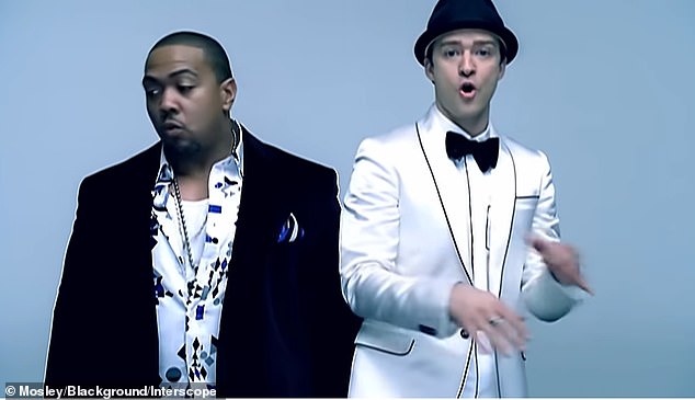 Gromita hip-hop staza dosegla je broj 11 na američkom bilboardu Hot 100 još 2009. godine
