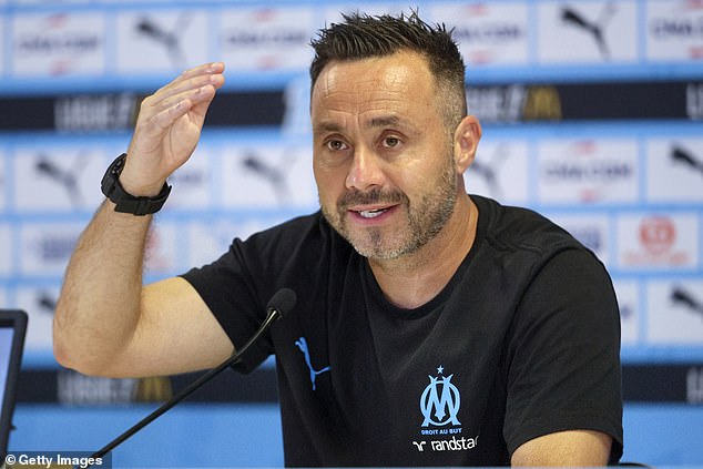Francuski divovi nalaze se na tržnici lijevo ovog ljeta nakon što su izgubili prošle sezone starter Quentin Merlin od Rennesa